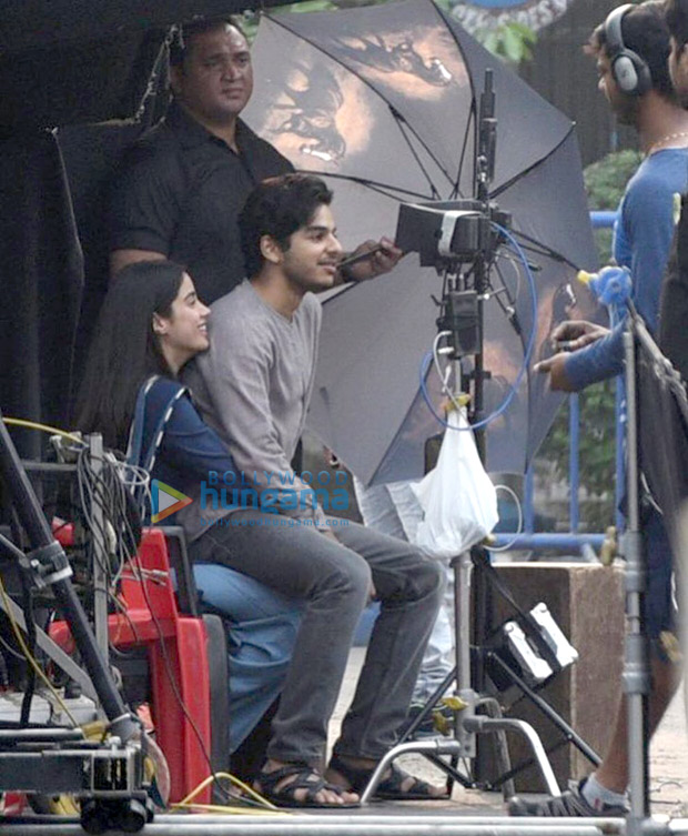 Janhvi Kapoor and Ishaan Khatter spark dating rumours after holding hands on the sets of Dhadak Janhvi Kapoor and Ishaan Khatter spark dating rumours after holding hands on the sets of Dhadak